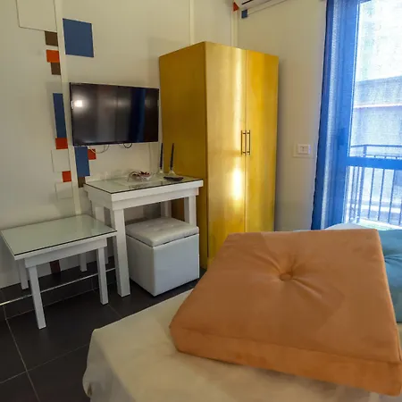 Nives Bed & Breakfast Pompeï