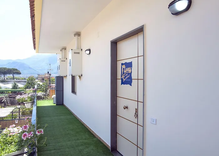 Nives Bed & Breakfast 3*